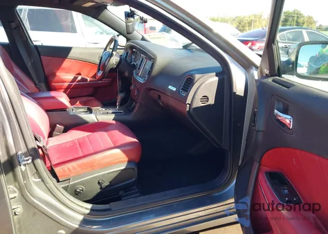 2011 Dodge Charger R/T из США, поврежденный, VIN 2B3CL5CT8BH571758